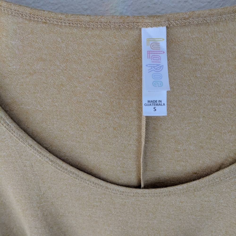 Lularoe tee, gold/yellow - Picture 3 of 3